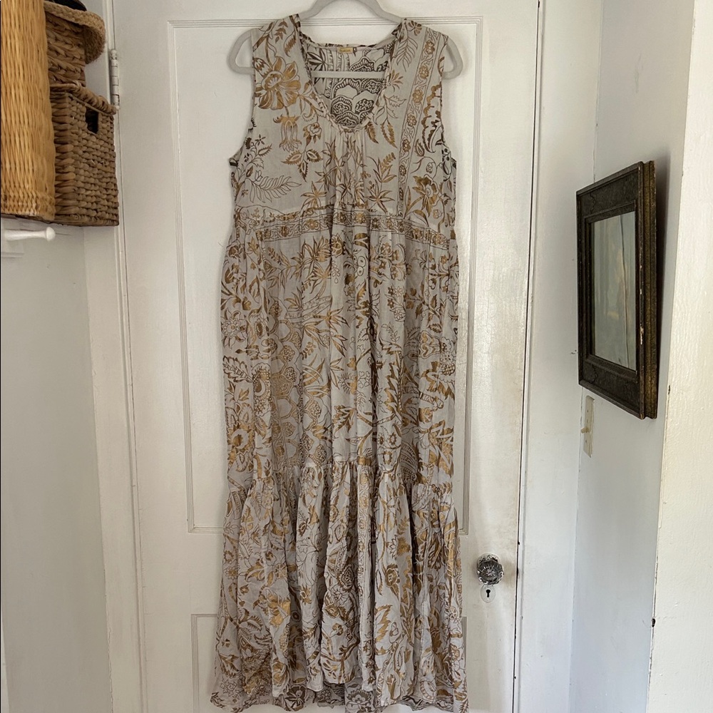 Floral Sleeveless Maxi Dress - Cream and Gold